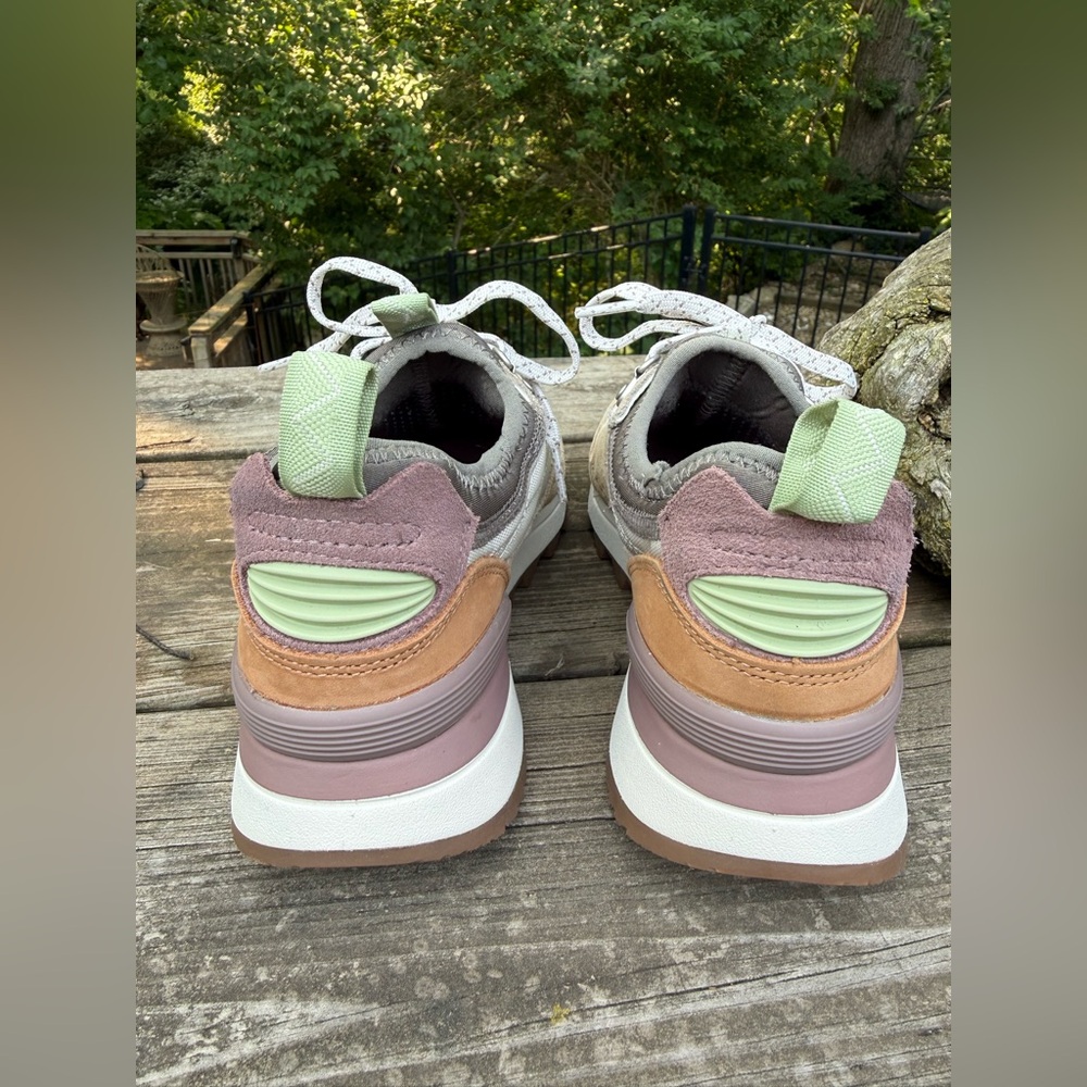 Merrell Shoes - Picture 2 of 5